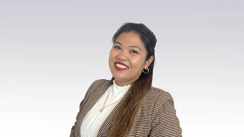 Rosevie Taruc Headshot